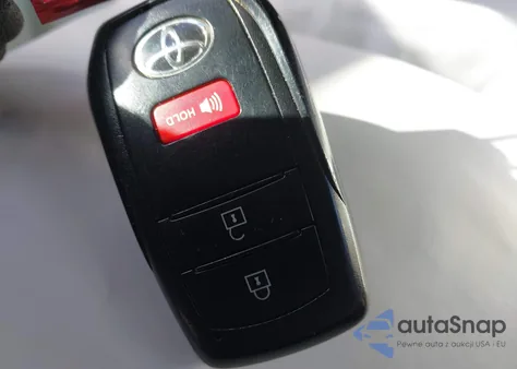 2024 Toyota Corolla Cross Le from USA, damaged, VIN 7MUCAABG1RV100960